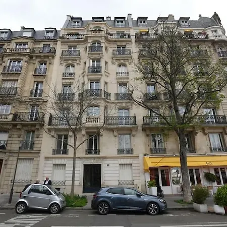 Unique 16th Arrondissement