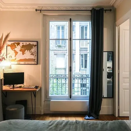 Unique 16th Arrondissement * Paris